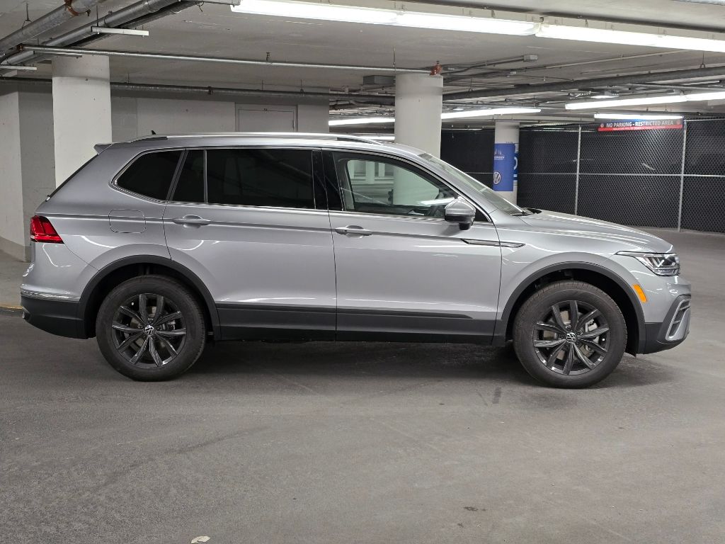 2024 Volkswagen Tiguan 2.0T SE 6