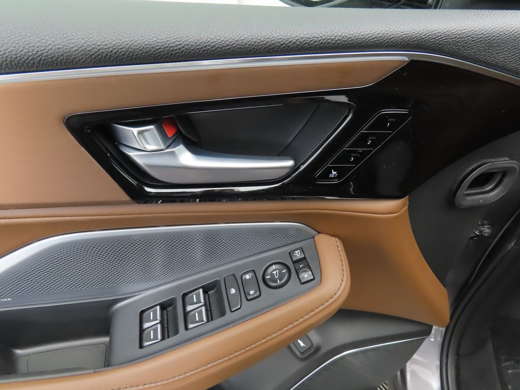 Thumbnail: 2026 Acura MDX - 23