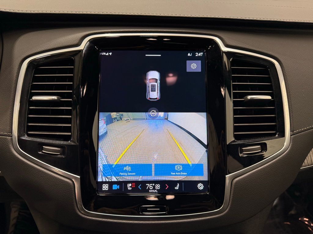 Thumbnail: 2023 Volvo XC90 - 17