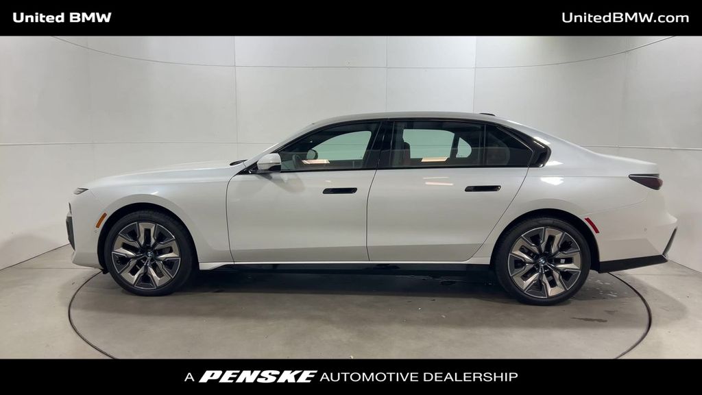 2024 BMW 7 Series 740i 5