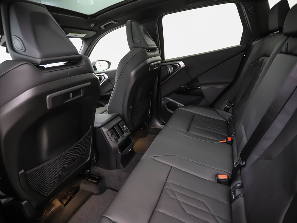Thumbnail: 2026 BMW X3 - 21