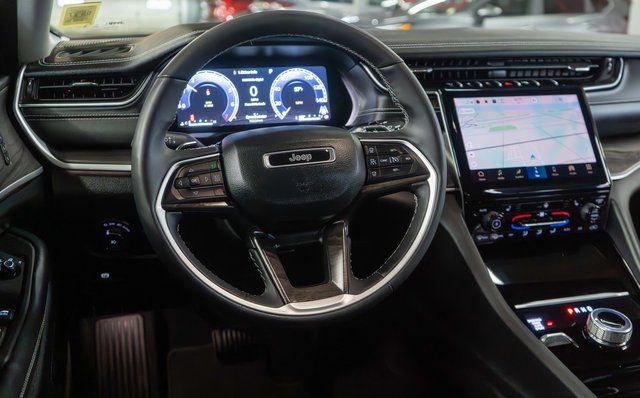 2023 Jeep Grand Cherokee L Limited Blue at Grove City Ford