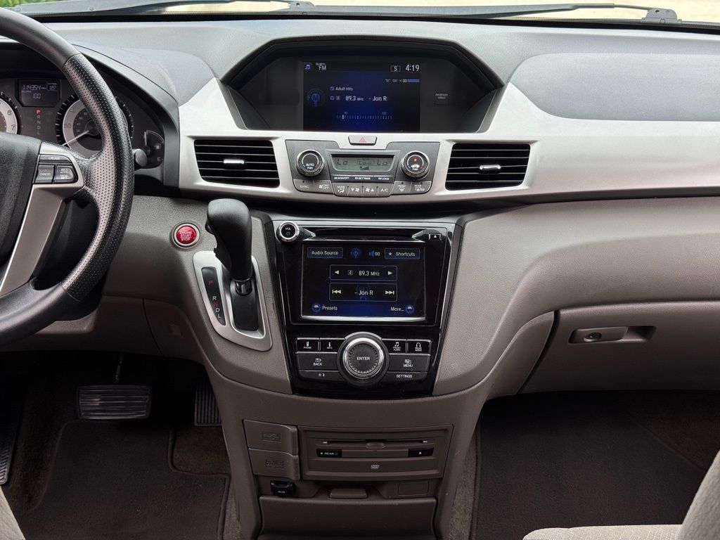 2016 Honda Odyssey SE - 5