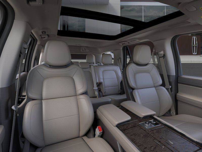 2024 Lincoln Navigator Reserve photo