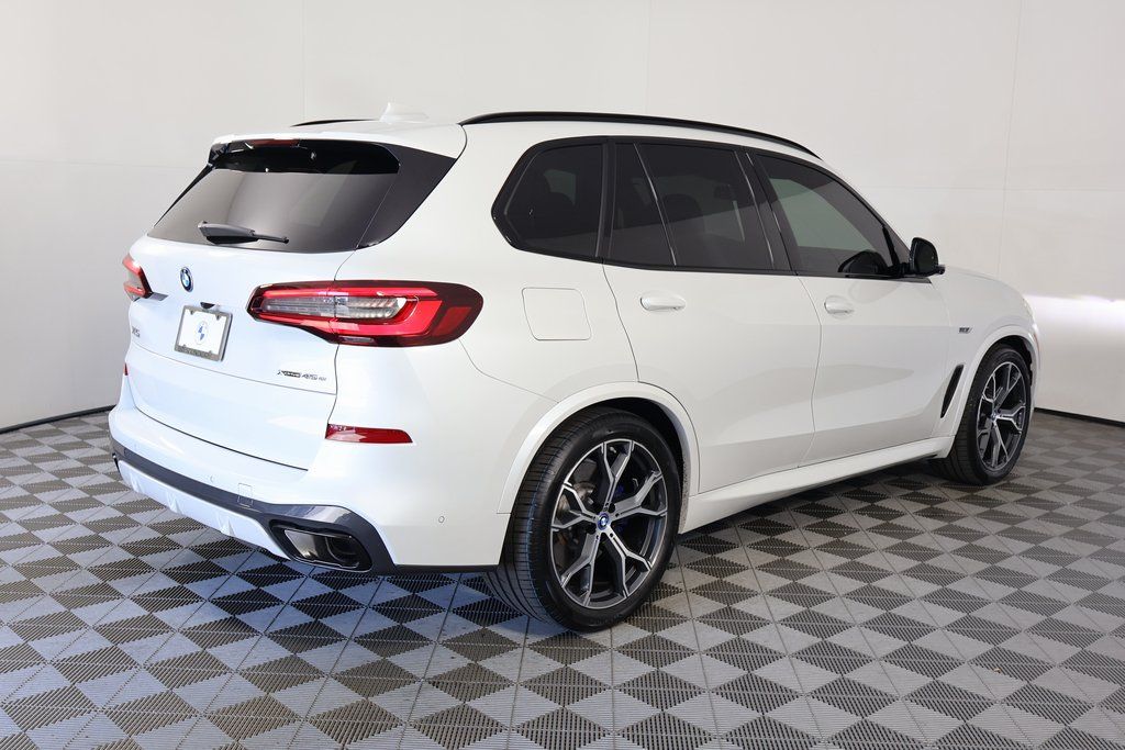 Thumbnail: 2023 BMW X5 - 4