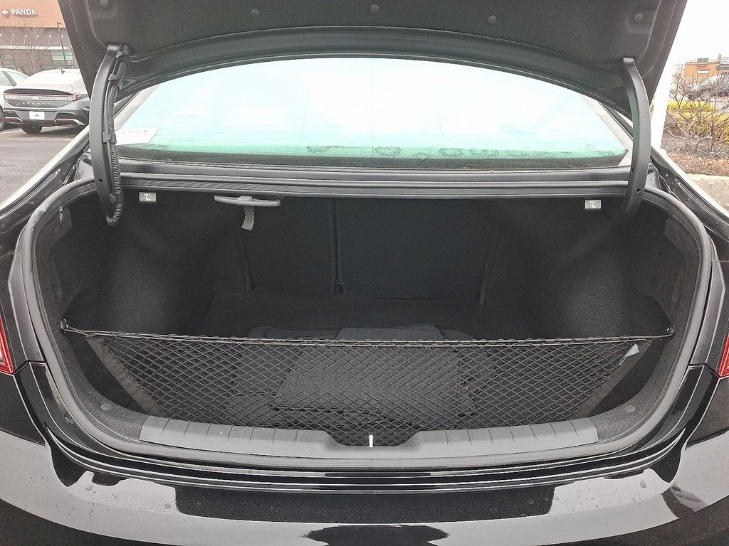 Thumbnail: 2020 Hyundai Elantra - 30