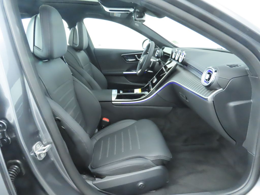 Thumbnail: 2025 Mercedes-Benz C-Class - 22