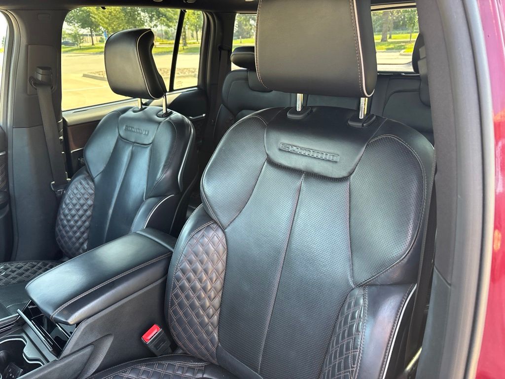 Used 2023 Jeep Grand Cherokee SUV