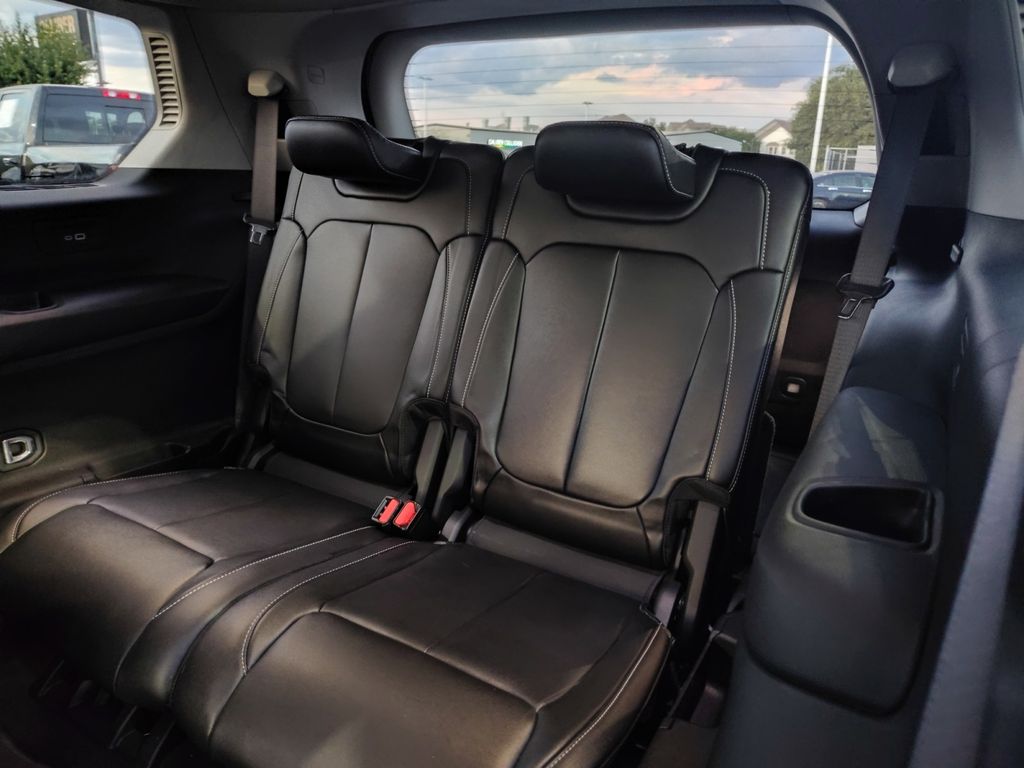 Used Car 2023 Jeep Grand Cherokee L  Limited For Sale Under $30,000 In Austin, Texas