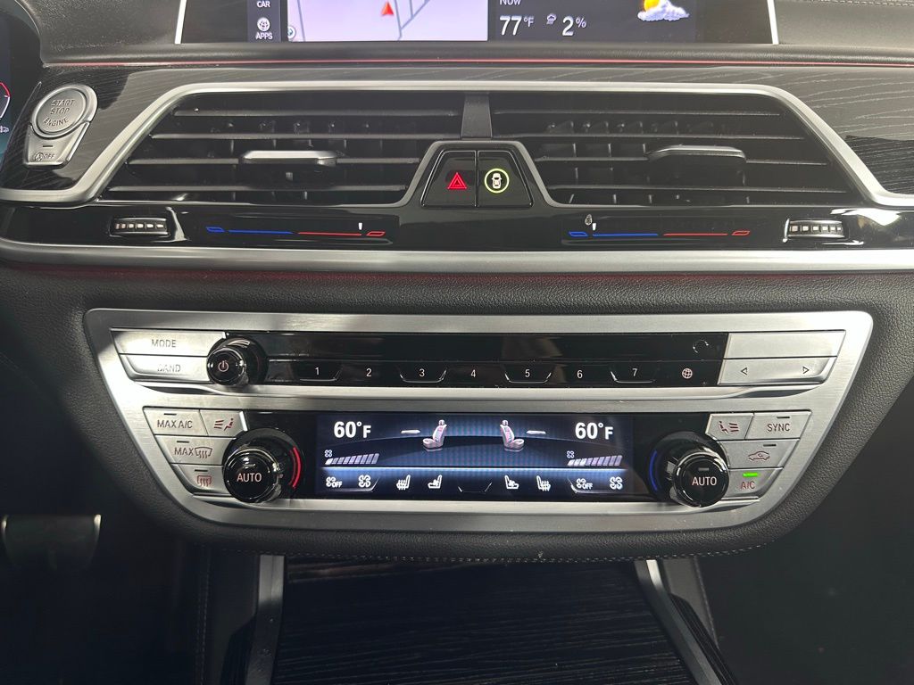 Thumbnail: 2022 BMW 7 Series - 21