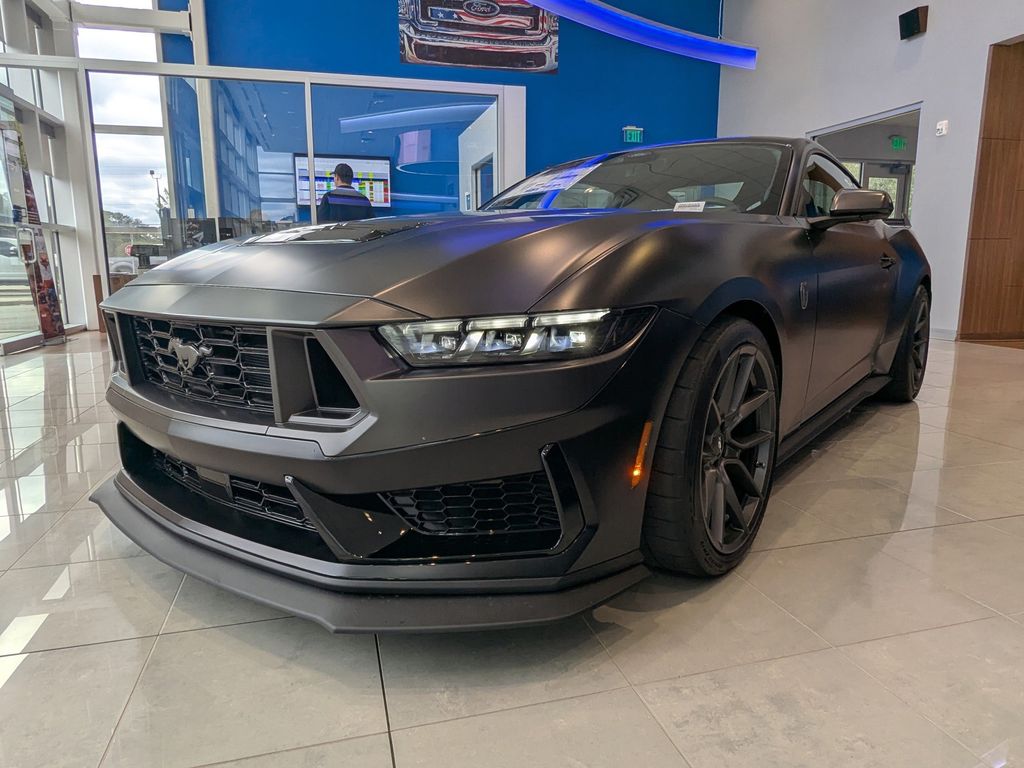 2025 Ford Mustang Dark Horse Fastback