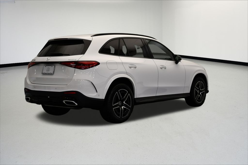 Thumbnail: 2026 Mercedes-Benz GLC - 5