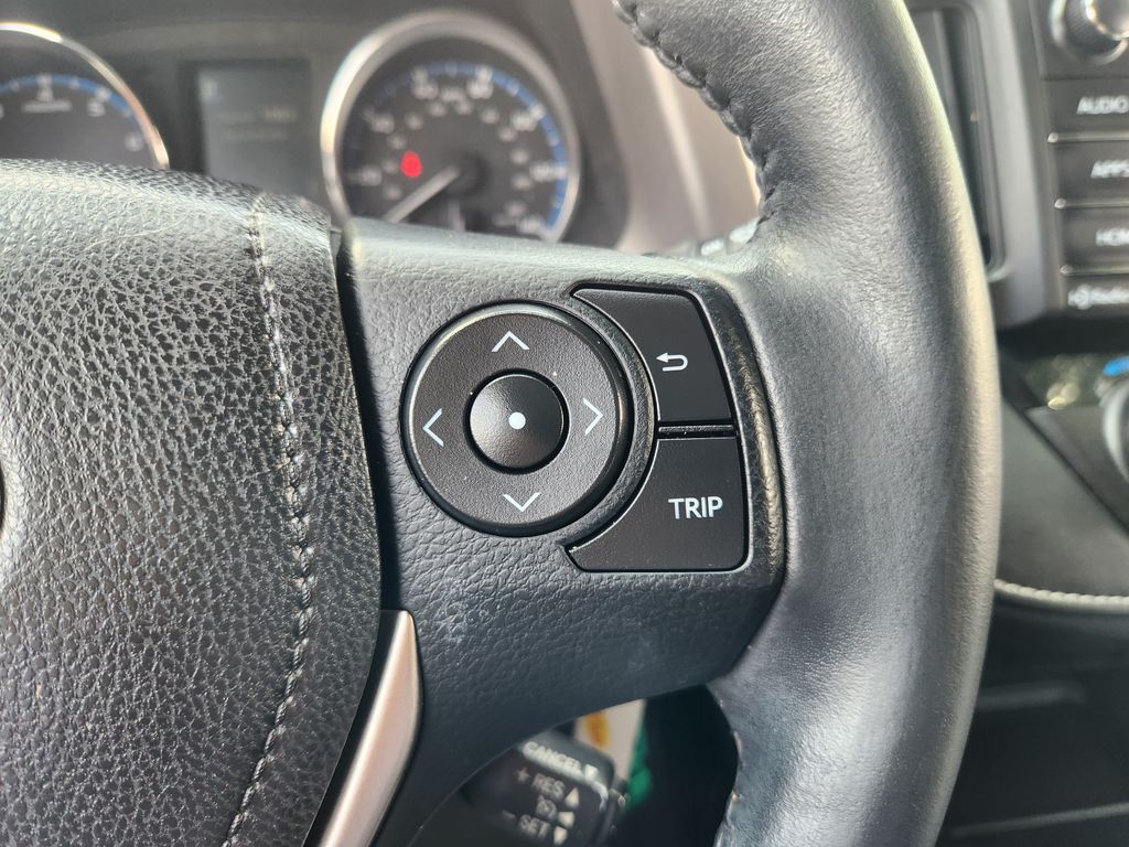2016 Toyota RAV4 XLE White at Baytown Hyundai