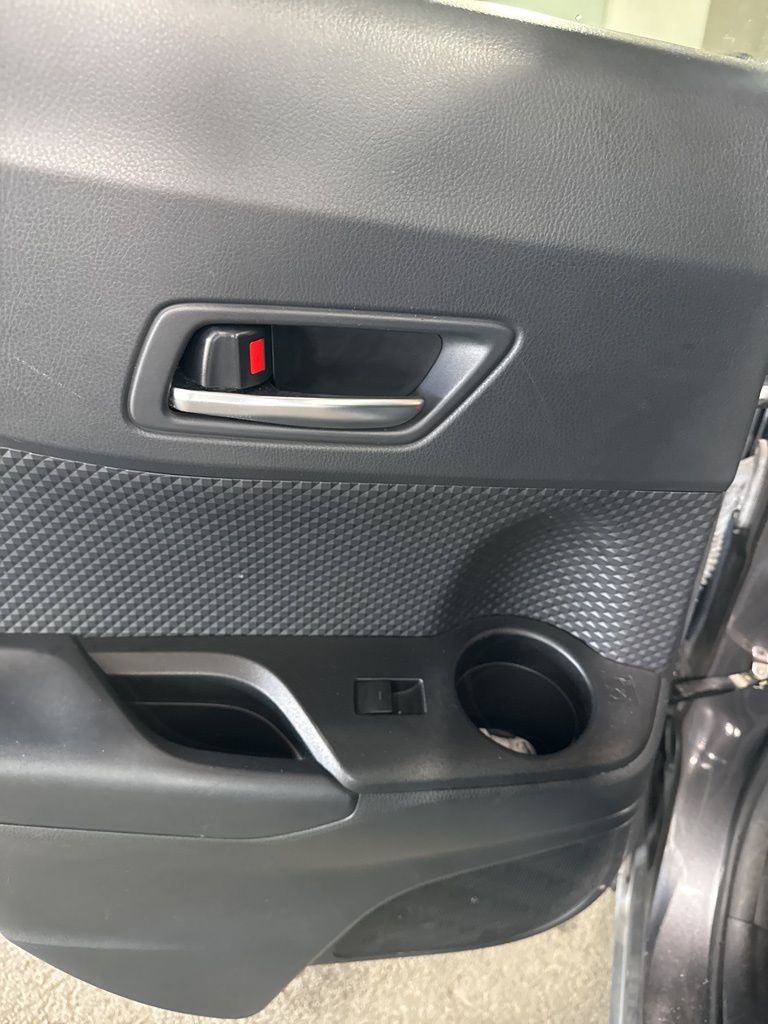 Used Car 2021 Toyota C-hr  Le For Sale Under $25,000 In San Juan, Puerto Rico