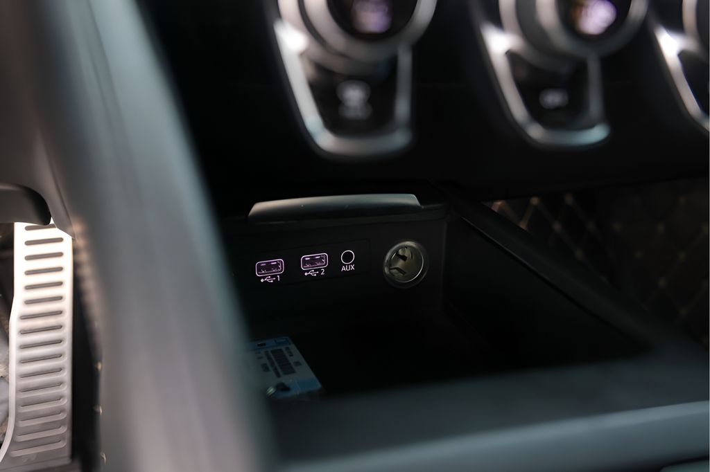 Used Car 2018 Audi R8  5.2 Plus For Sale Under $150,000 In Austin, Texas