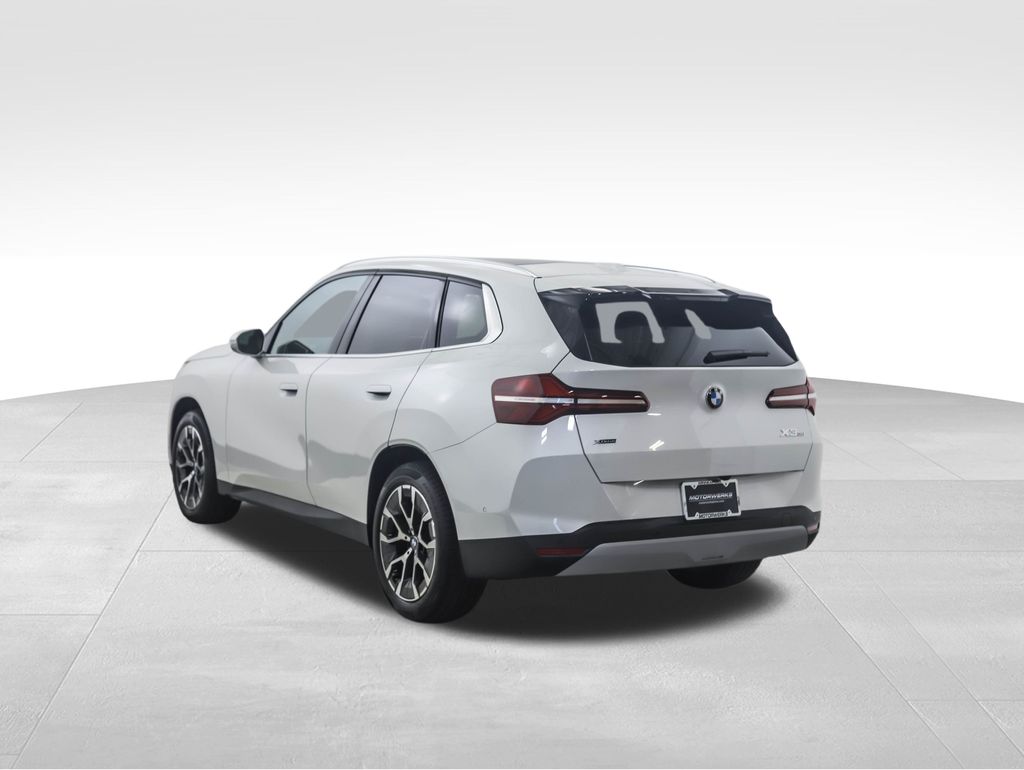 Thumbnail: 2026 BMW X3 - 3