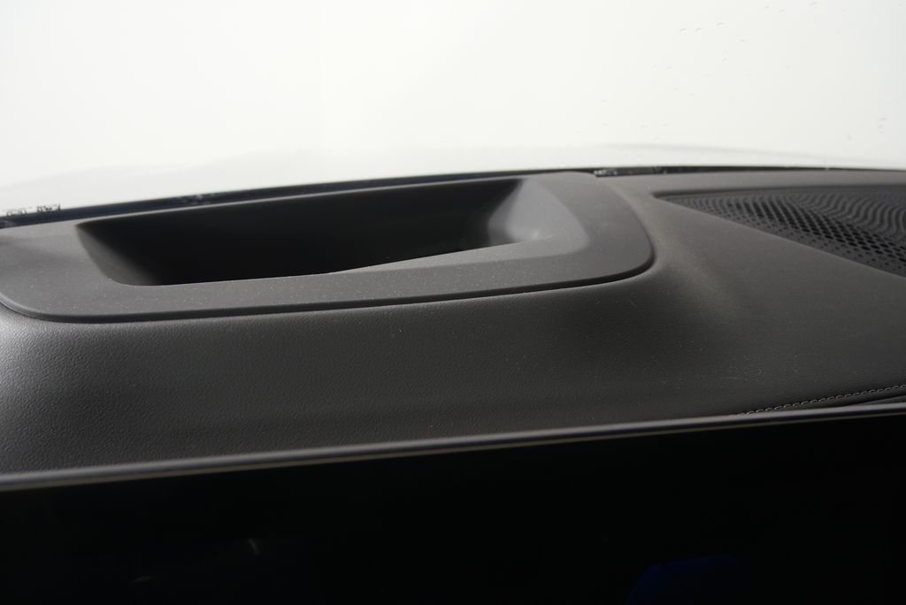 Thumbnail: 2026 BMW X7 - 24