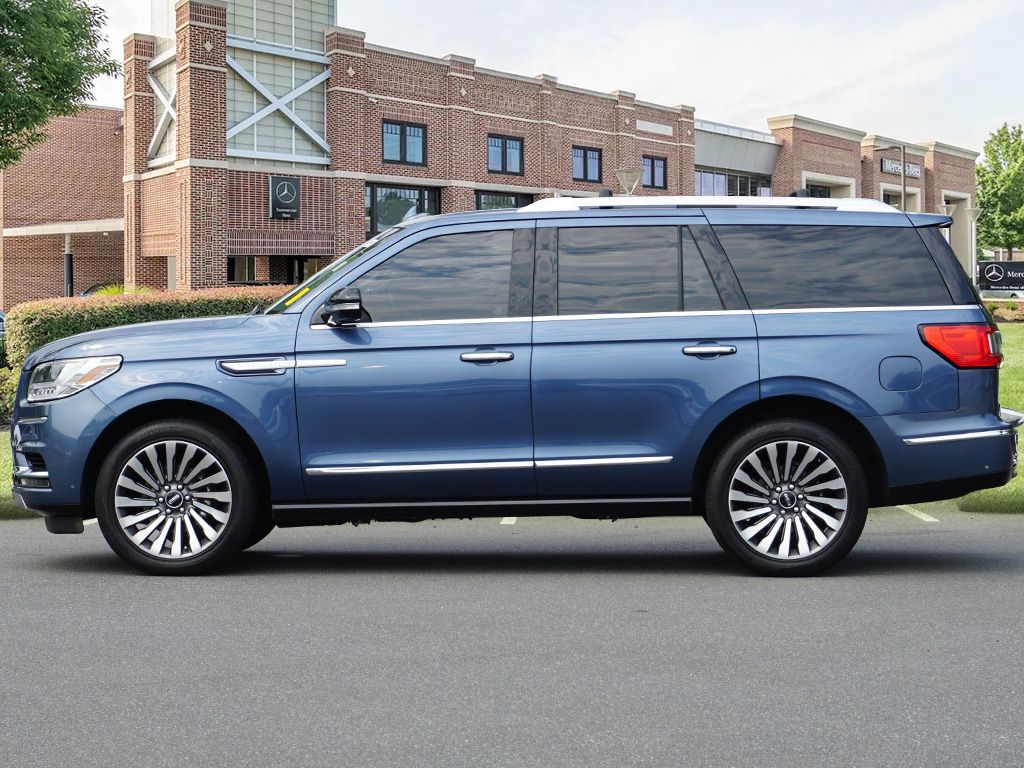 Thumbnail: 2019 Lincoln Navigator - 8