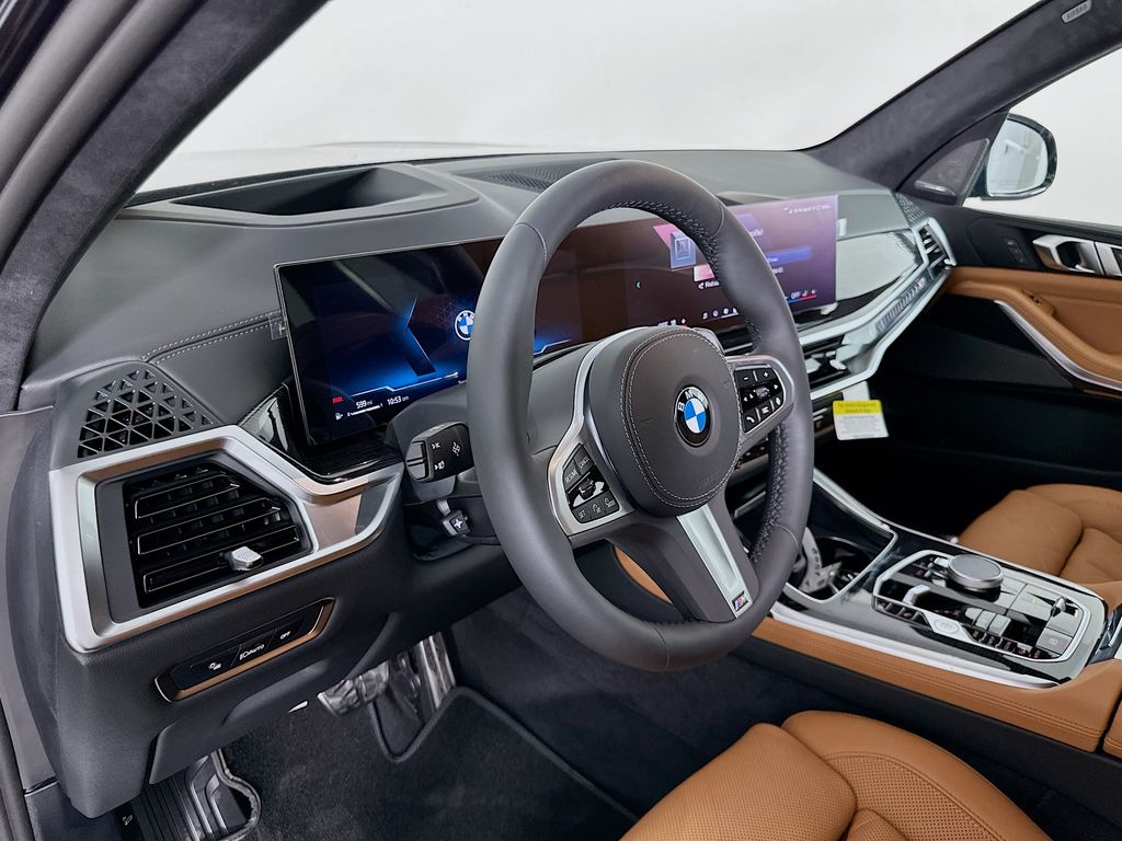 Thumbnail: 2026 BMW X7 - 9