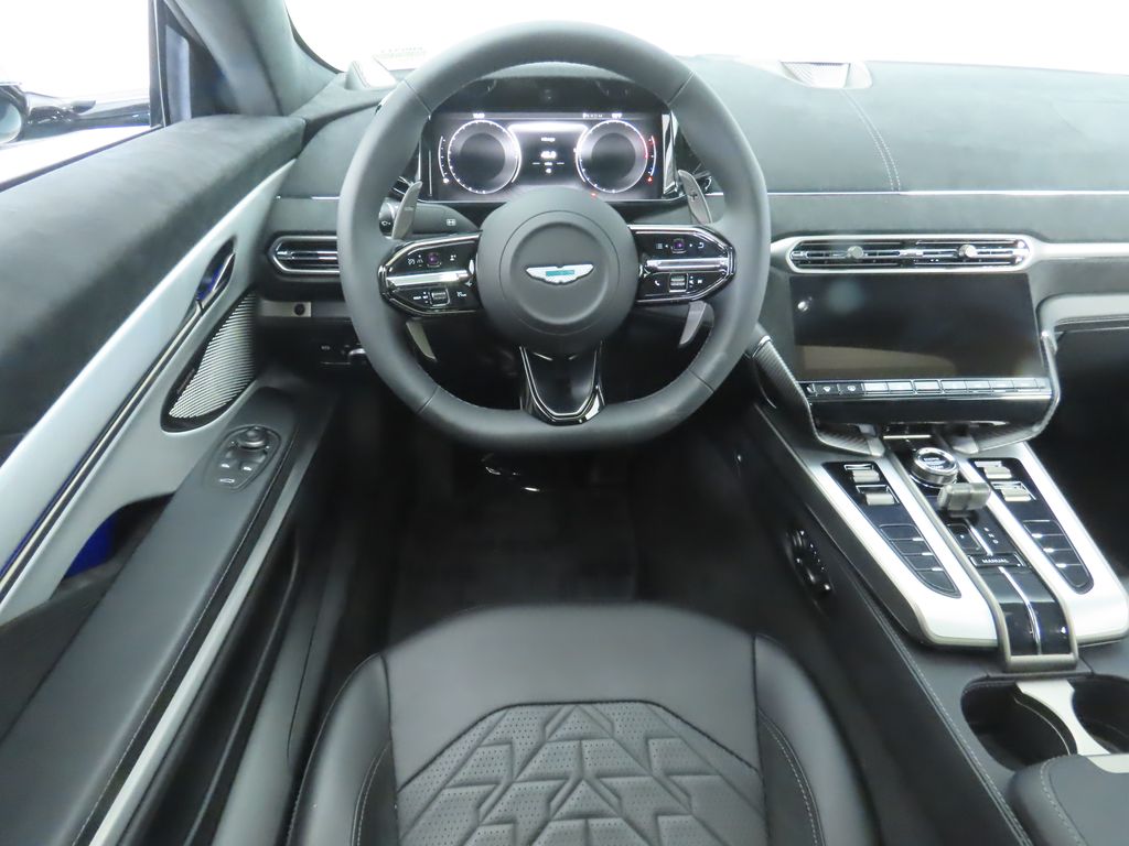 Thumbnail: 2025 Aston Martin Vanquish - 10