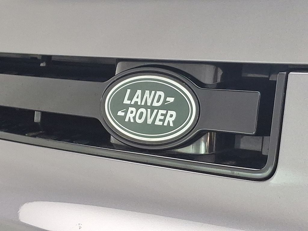 Thumbnail: 2023 Land Rover Defender - 30