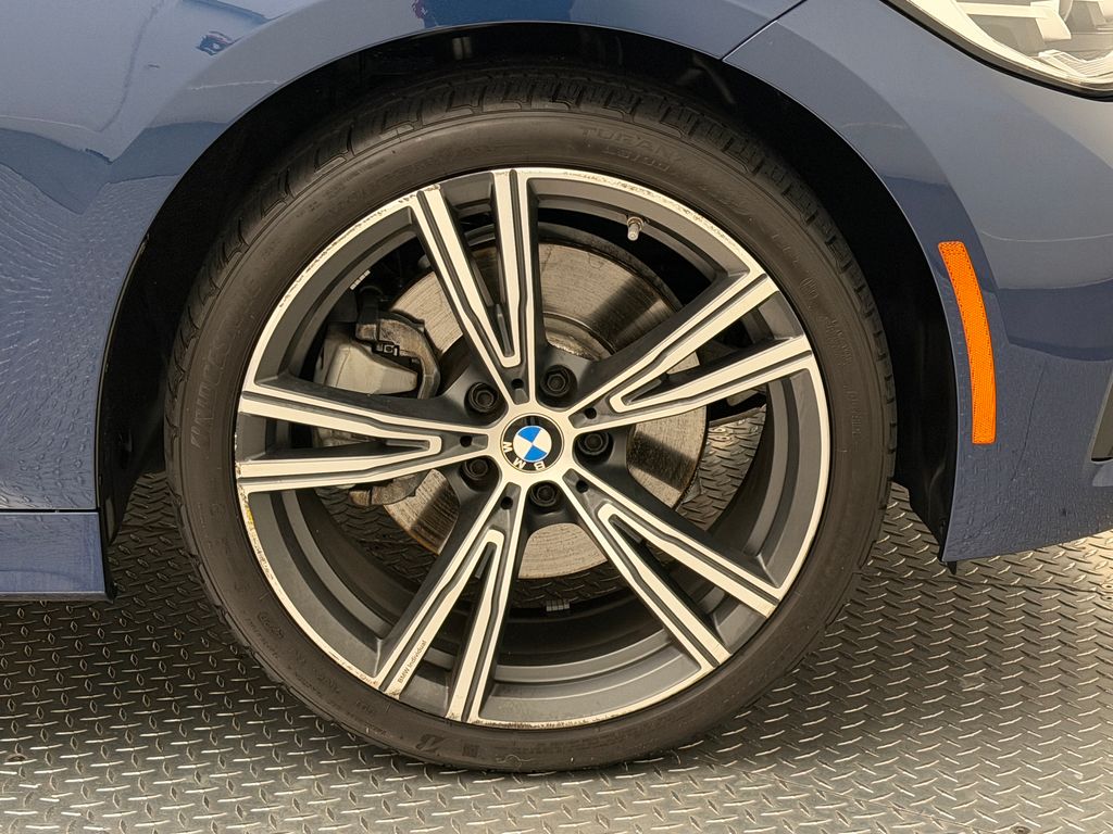 Thumbnail: 2021 BMW 3 Series - 9