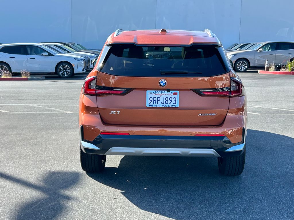 Thumbnail: 2025 BMW X1 - 4