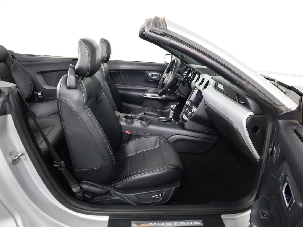 Thumbnail: 2016 Ford Mustang - 28