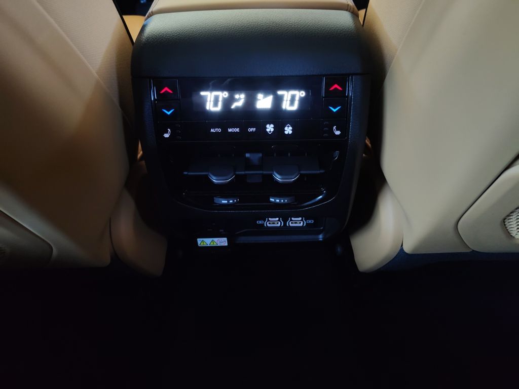 Used Car 2023 Jeep Grand Cherokee  Summit For Sale Under $40,000 In Austin, Texas