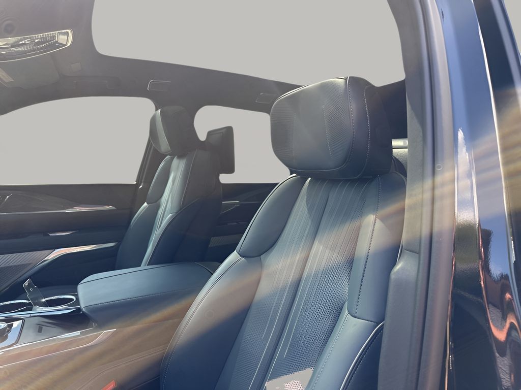 Used Car 2025 Cadillac Escalade Iq  Sport 2 For Sale Under $140,000 In Austin, Texas