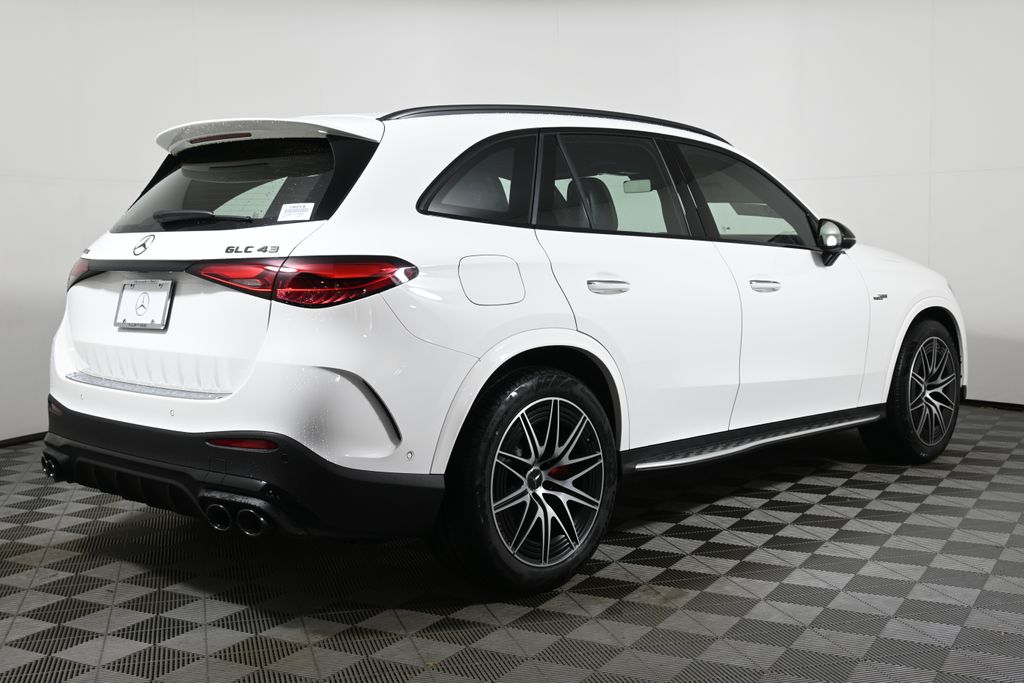 2025 Mercedes-Benz GLC 43 AMG 7