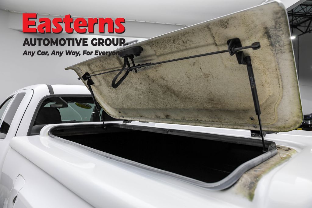 Used 2019 White Toyota SR image 20