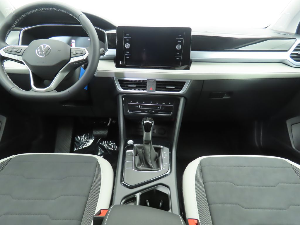 Thumbnail: 2026 Volkswagen Taos - 13