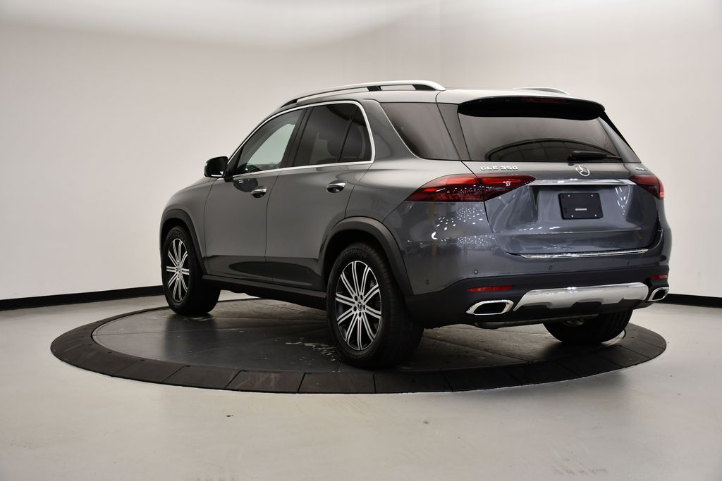 Thumbnail: 2026 Mercedes-Benz GLE - 3