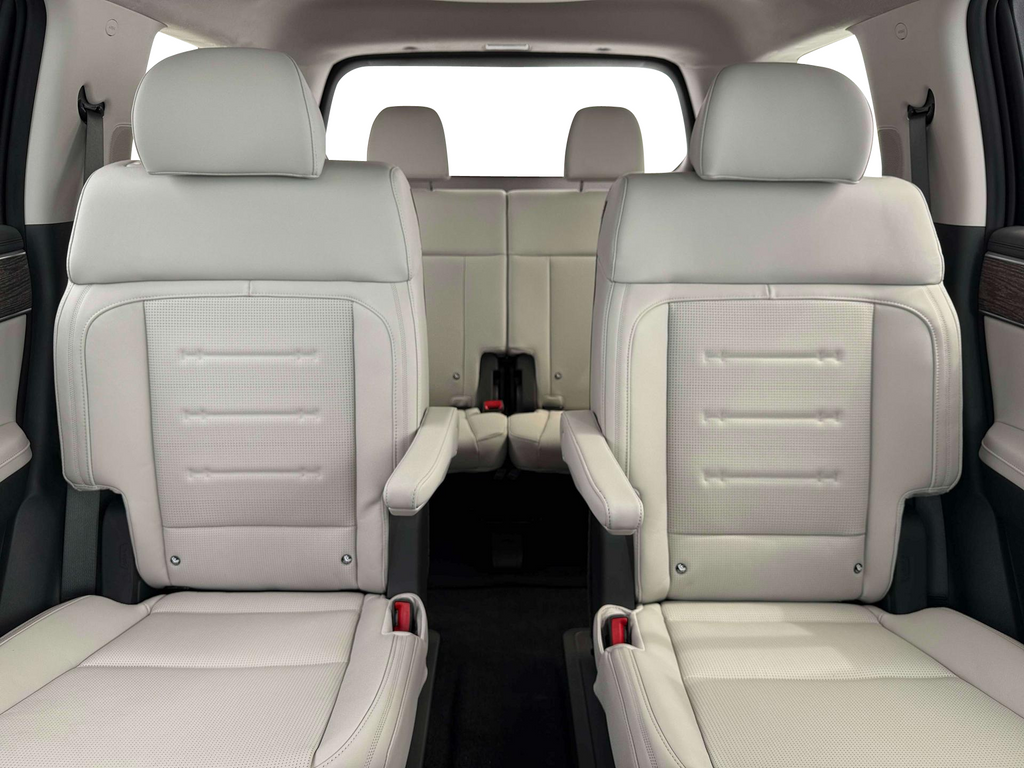 Thumbnail: 2026 Hyundai Santa Fe - 15