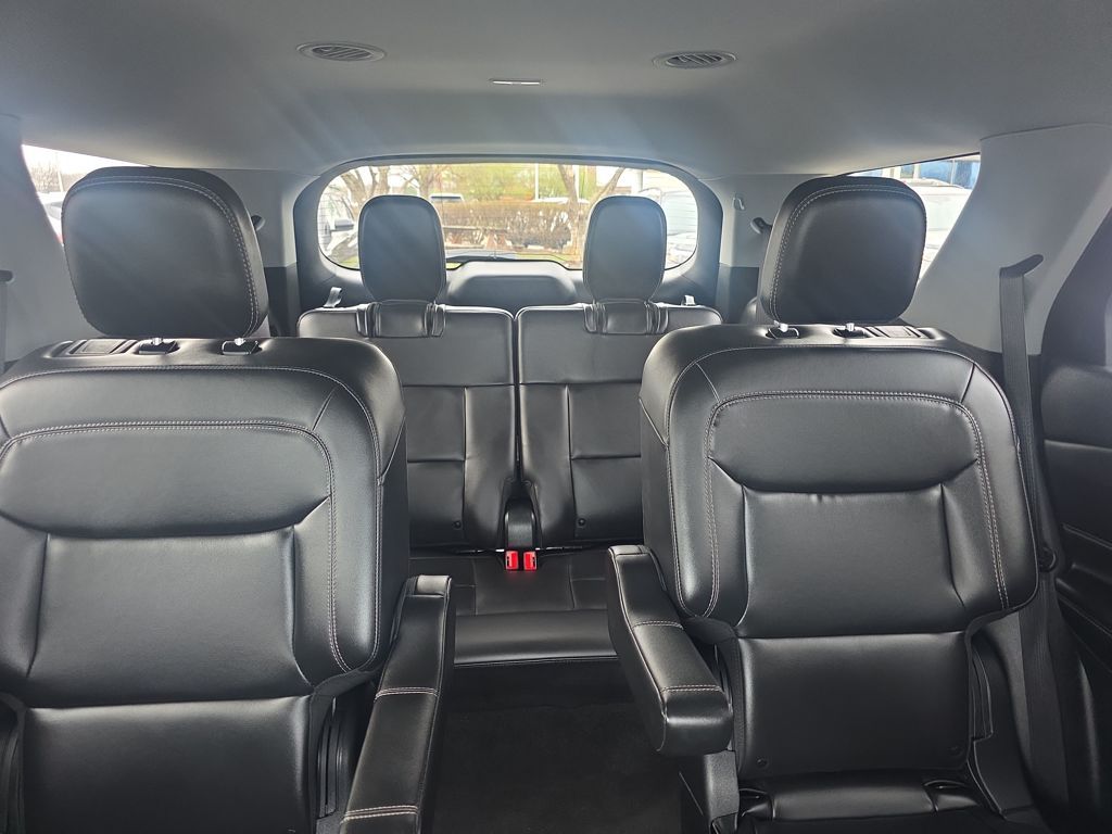 Certified Used 2024 Blue Ford XLT image 38