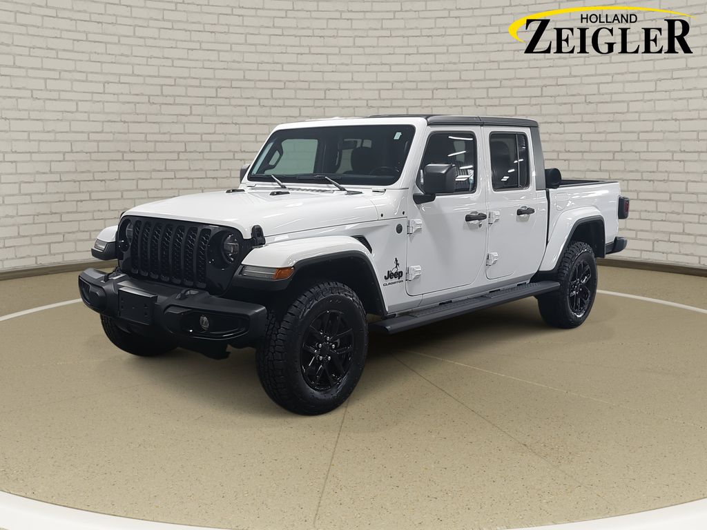 2022 Jeep Gladiator Altitude Crew Cab 4WD