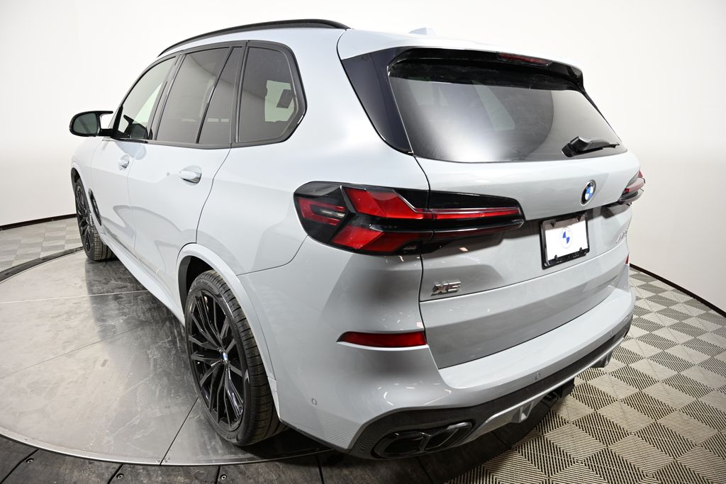 Thumbnail: 2026 BMW X5 - 3