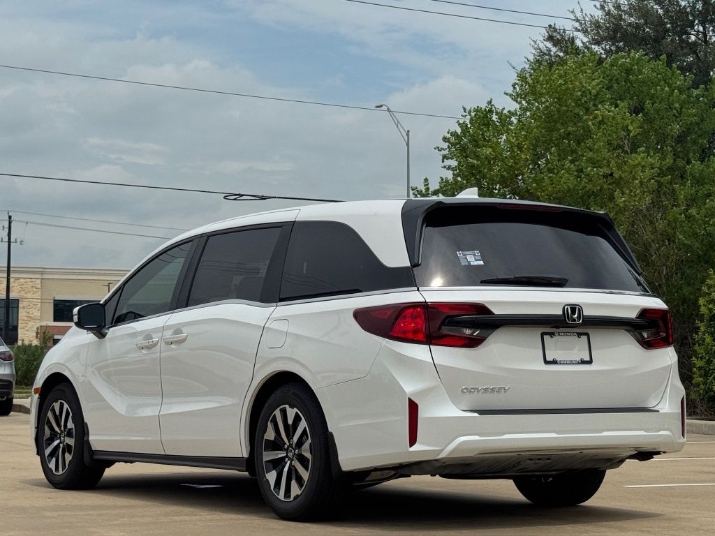 2026 Honda Odyssey EX-L White at Community Honda