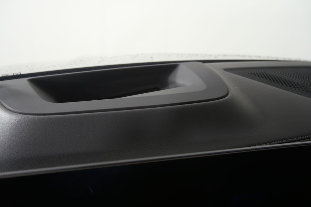 Thumbnail: 2026 BMW X5 - 21
