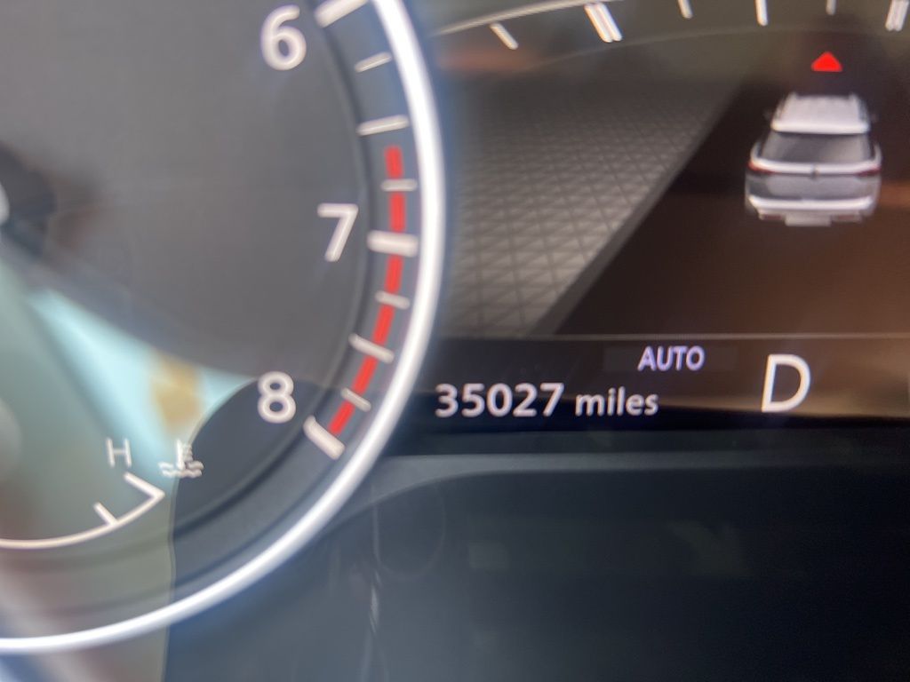 2023 Nissan Pathfinder SL photo