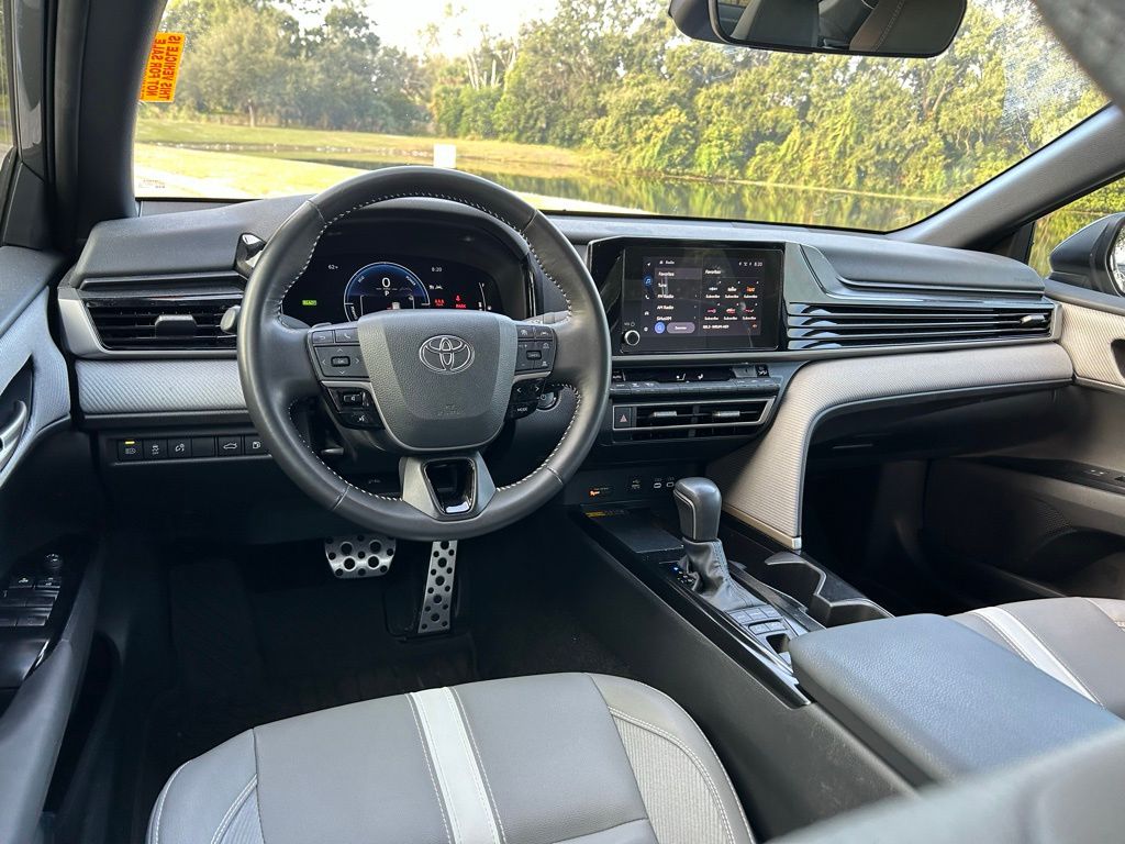 Thumbnail: 2025 Toyota Camry - 12