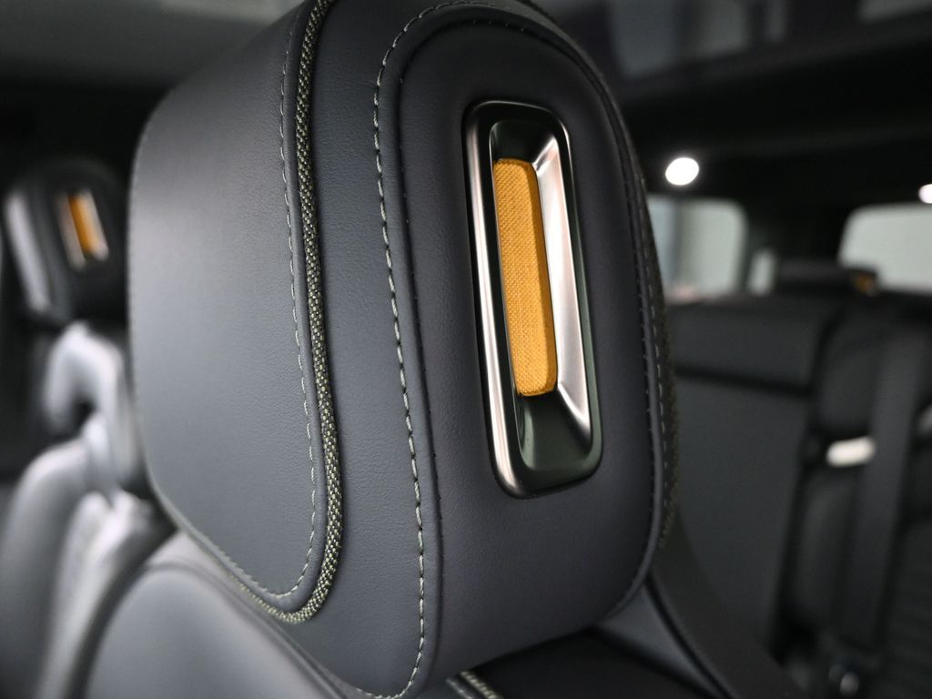 2024 Rivian R1S Adventure