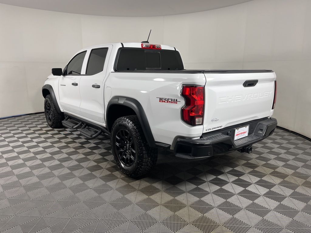 Thumbnail: 2025 Chevrolet Colorado - 12