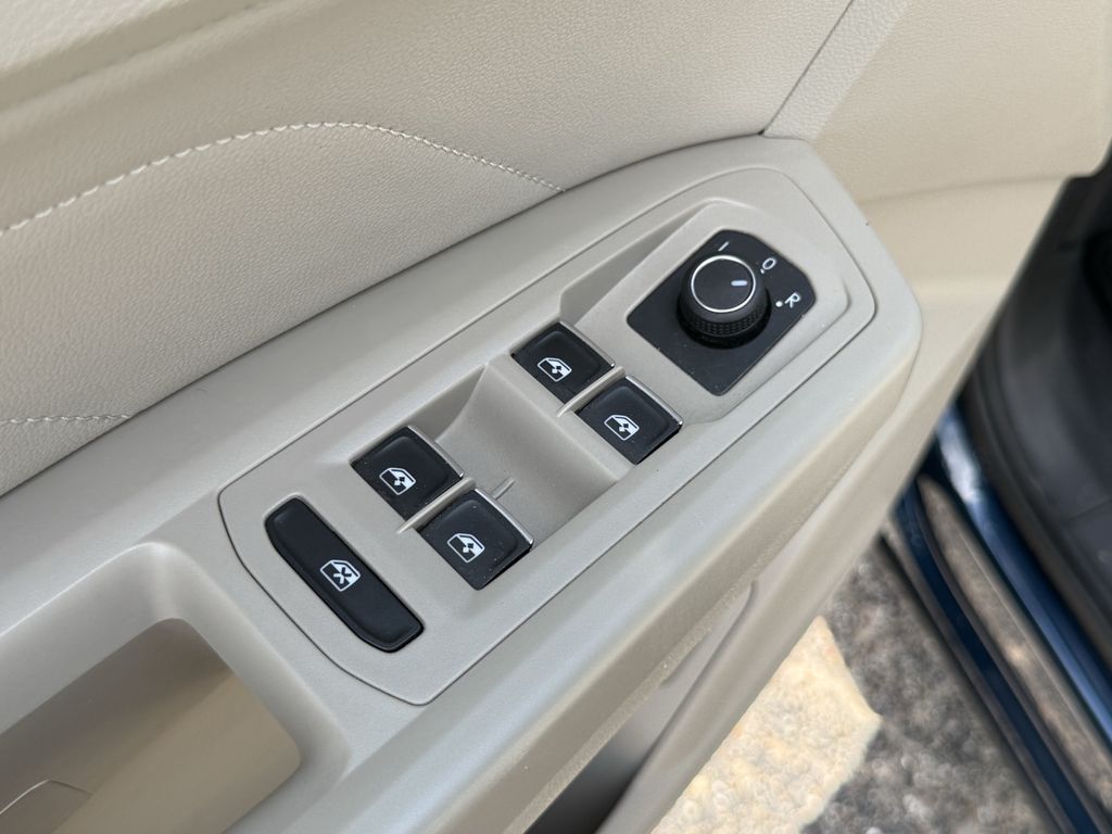 2022 Volkswagen Atlas SEL Blue at Bayway Chrysler Dodge Jeep Ram