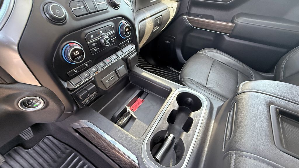 Used 2020 Chevrolet Silverado 1500 RST 4D Crew Cab