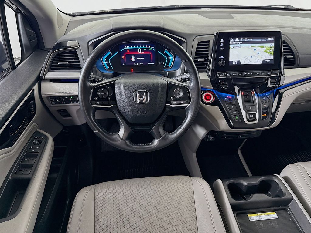 Thumbnail: 2018 Honda Odyssey - 23