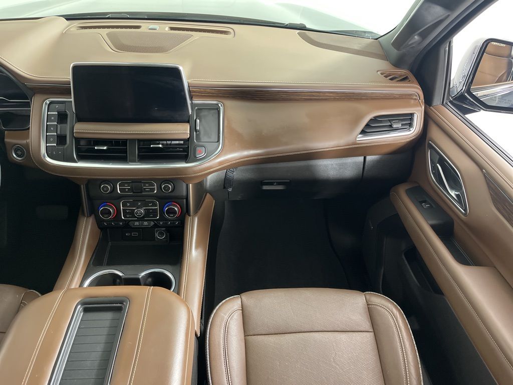 Thumbnail: 2022 Chevrolet Suburban - 24