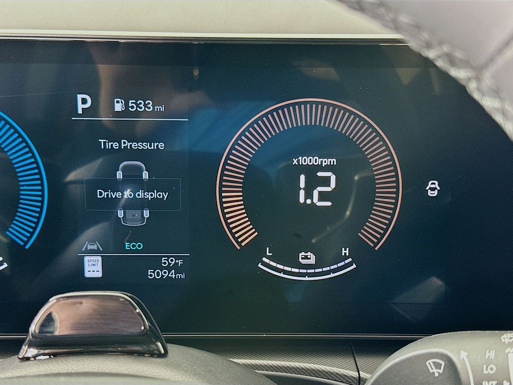 Thumbnail: 2025 Hyundai Santa Fe - 12