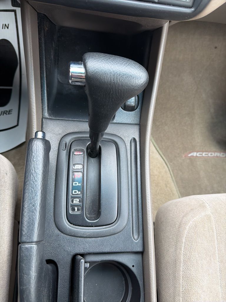 Thumbnail: 2000 Honda Accord - 29